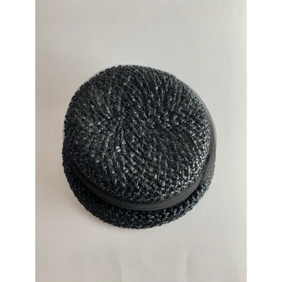 Lovely 1950s Woven Hat with Black Netting by Janet's of Manchester CT - Og Box - Picture 4 of 9